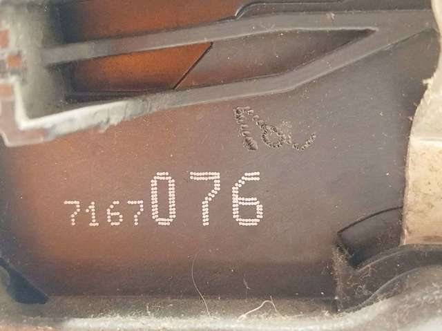 Fecho da porta traseira direita 7167076 BMW