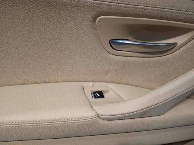 Porta traseira esquerda 7206113 BMW
