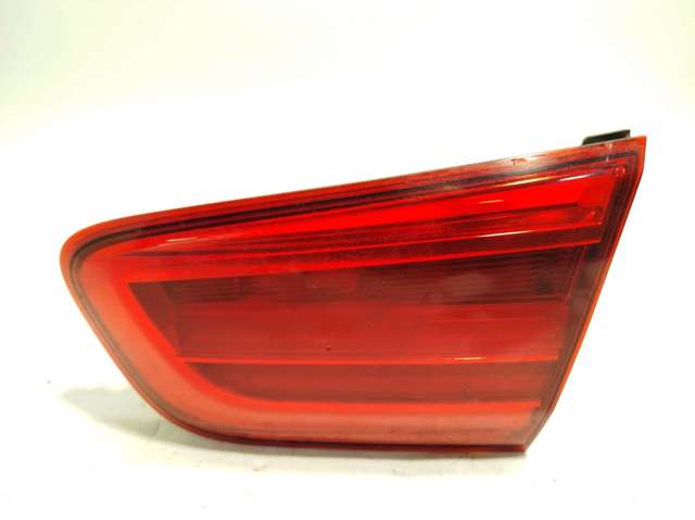 Lanterna traseira direita interna 7359020 BMW