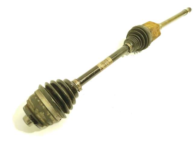 7598028 BMW