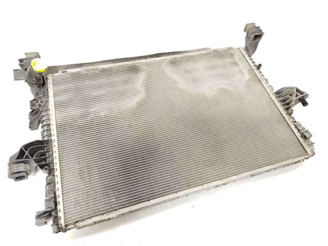 Radiador de esfriamento de motor 7E0121253F VAG