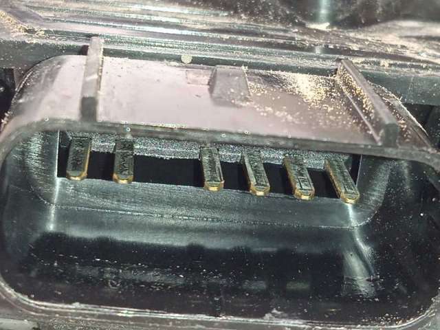 Fecho da porta dianteira esquerda Hyundai I20  GB ao melhor preço