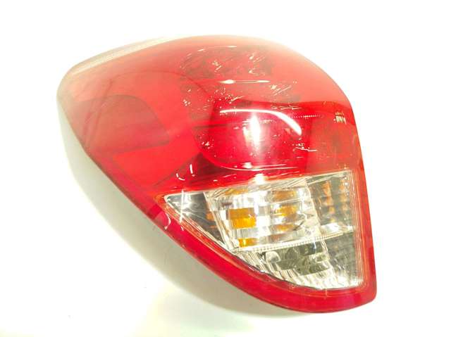 Lanterna traseira esquerda 8156142091 TOYOTA