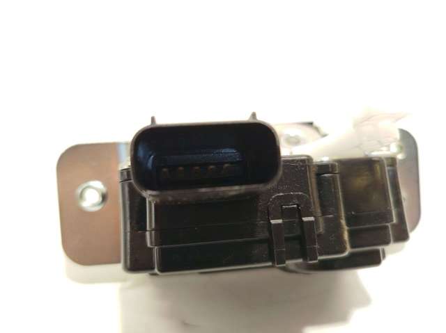 81800AT000 Hyundai/Kia