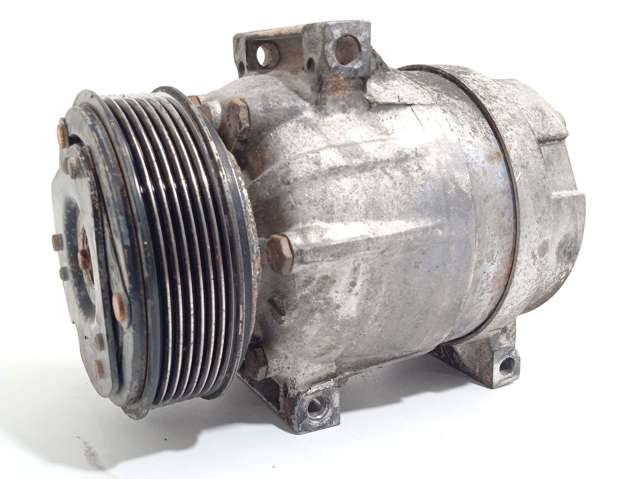 Compressor de aparelho de ar condicionado 8200200671 RENAULT