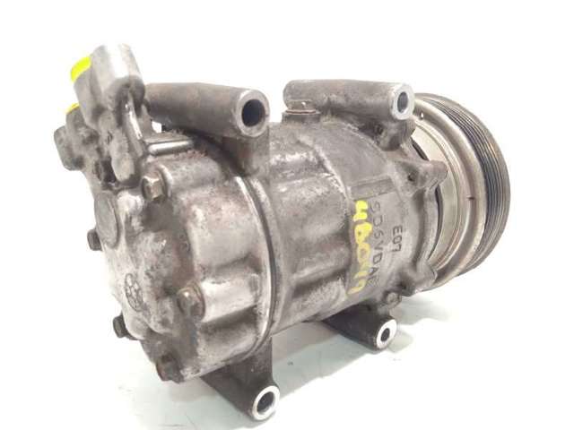 Compressor de aparelho de ar condicionado 8200819568A RENAULT