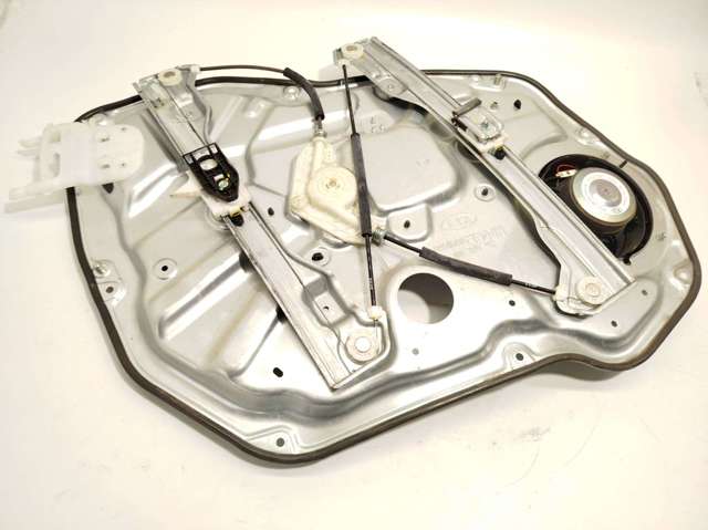 824502P010 Hyundai/Kia