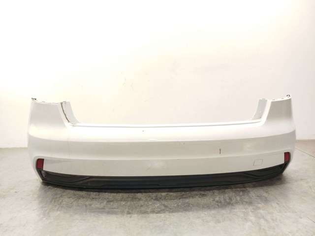 Pára-choque traseiro 82A807067 VAG