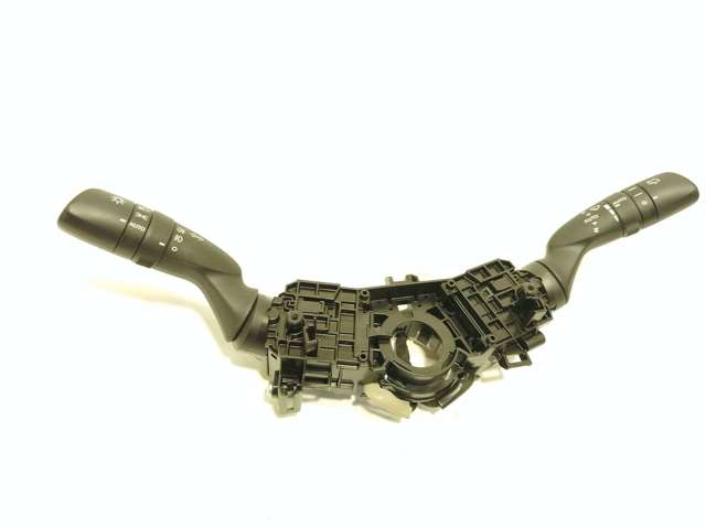 Comutador instalado na coluna da direção, parte central 8431911010 TOYOTA