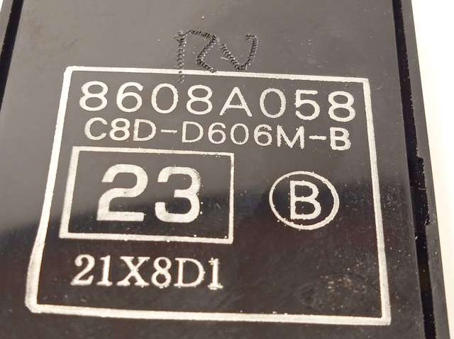 8608A058 Mitsubishi