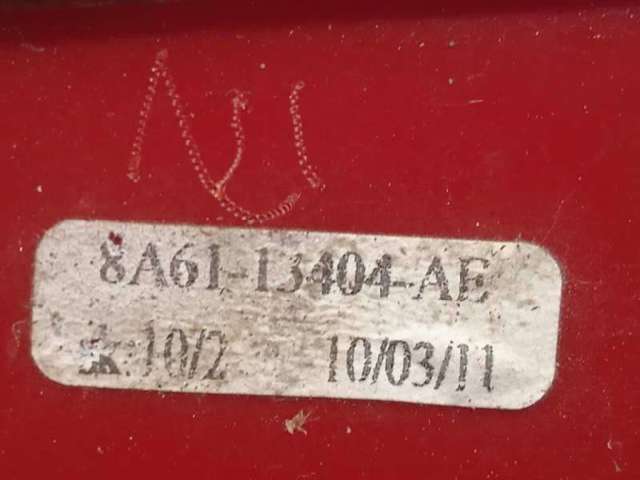 Lanterna traseira direita 8A6113404AE FORD