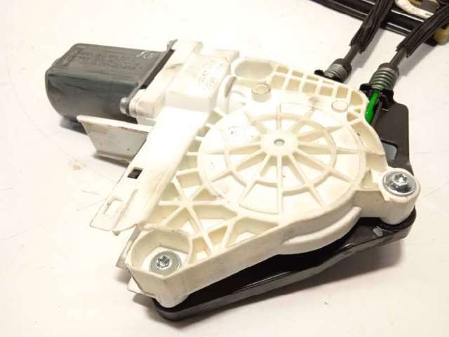 Motor de acionamento de vidro da porta dianteira esquerda 8K0959801C VAG