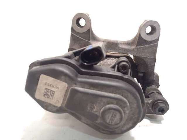 Suporte do freio traseiro direito 8U0615404B VAG