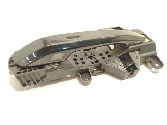 Suporte de maçaneta externa da porta de portas direitas 8W0837812A VAG