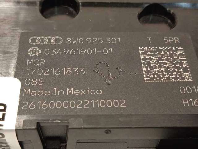 8W0925301 VAG