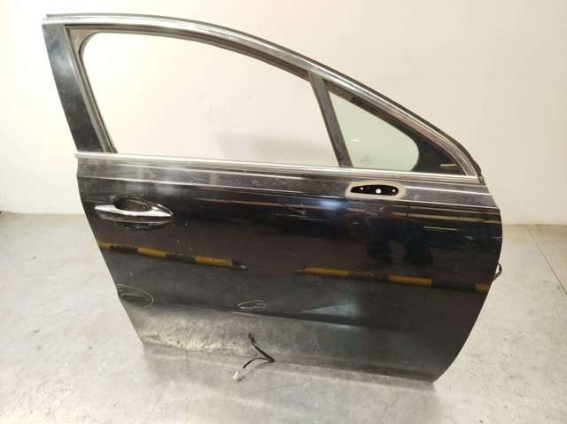 Porta dianteira direita 9004CZ PEUGEOT