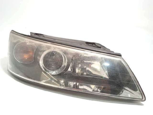 Luz direita 921023KXXX HYUNDAI