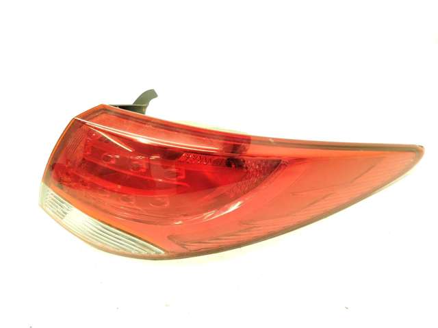 Lanterna traseira direita externa 924022Y000 HYUNDAI