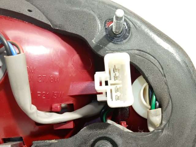 Lanterna traseira direita interna 924062B020 HYUNDAI