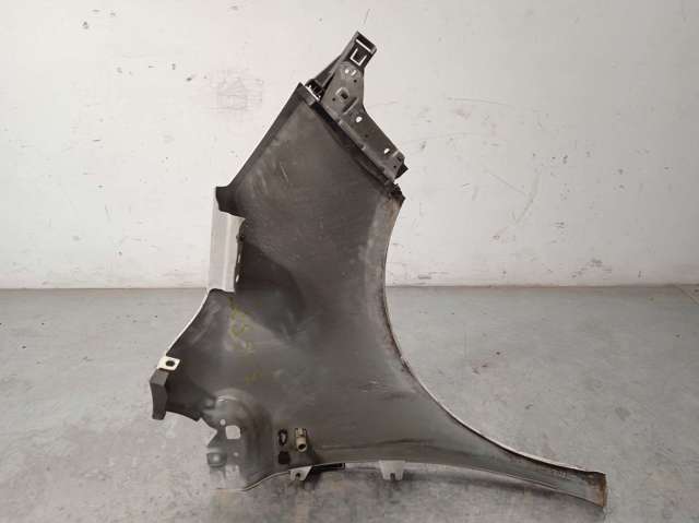 Pára-lama dianteiro esquerdo 93167923 OPEL