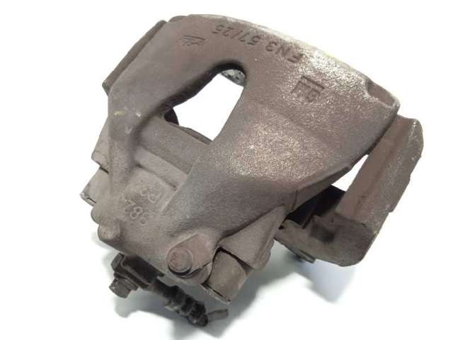 Suporte do freio dianteiro direito 93176427 OPEL