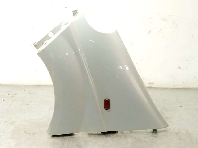 Pára-lama dianteiro esquerdo 93188420 OPEL