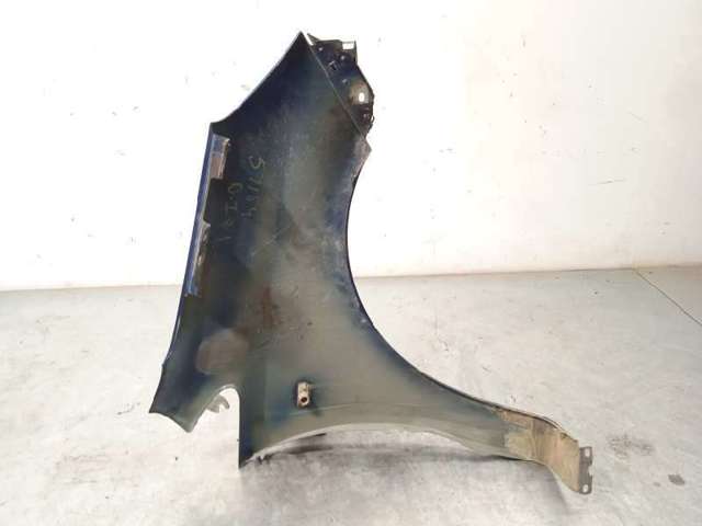 Pára-lama dianteiro esquerdo 93189645 OPEL