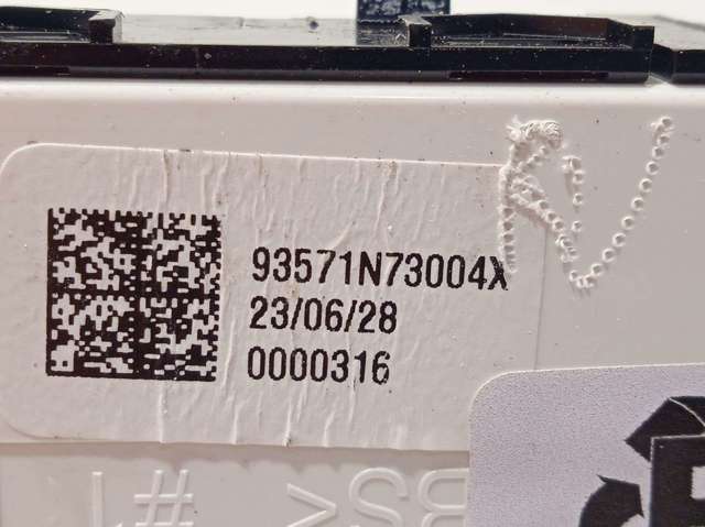 93571N73004X Hyundai/Kia