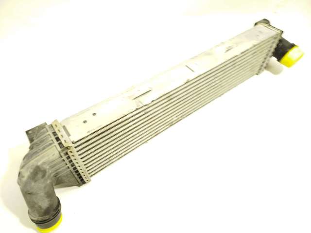 Radiador de intercooler 93868350 OPEL