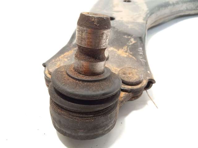 Braço oscilante inferior esquerdo de suspensão dianteira 94540668 OPEL