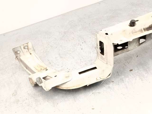 Suporte superior do radiador (painel de montagem de fixação das luzes) 95509375 OPEL