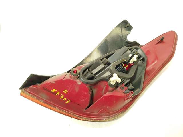 Lanterna traseira esquerda 9680425780 PEUGEOT
