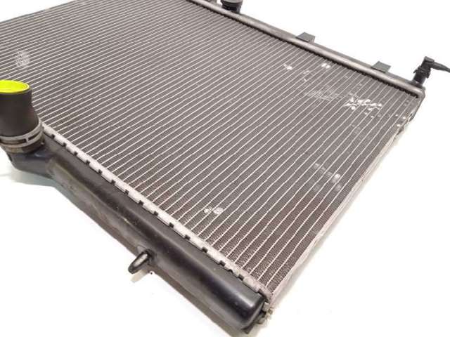 Radiador de esfriamento de motor 9682477580 PEUGEOT