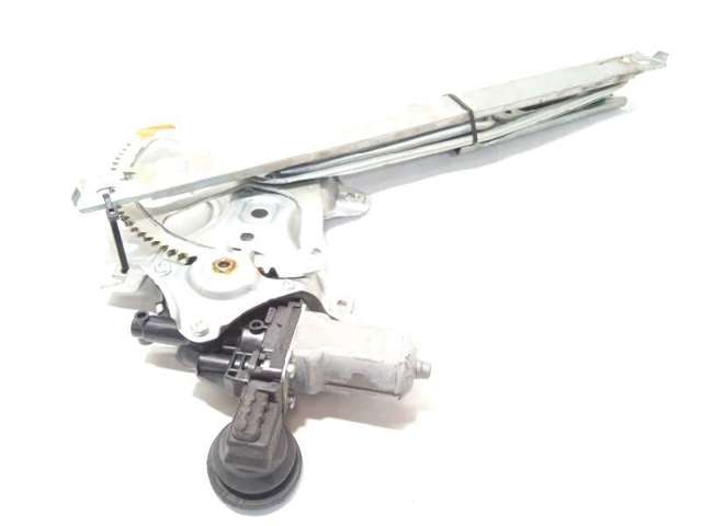 Motor de acionamento de vidro da porta dianteira direita 973582101 TOYOTA