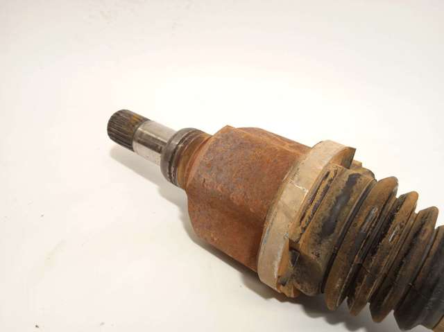 Semieixo (acionador) dianteiro direito 9806699780 PEUGEOT