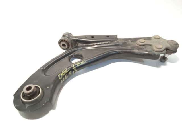 Braço oscilante inferior esquerdo de suspensão dianteira 9820381680 PEUGEOT