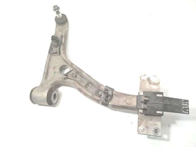 Braço oscilante inferior direito de suspensão dianteira A1563300200 MERCEDES
