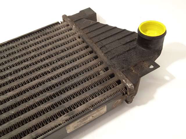 Radiador de intercooler A1635000700 MERCEDES