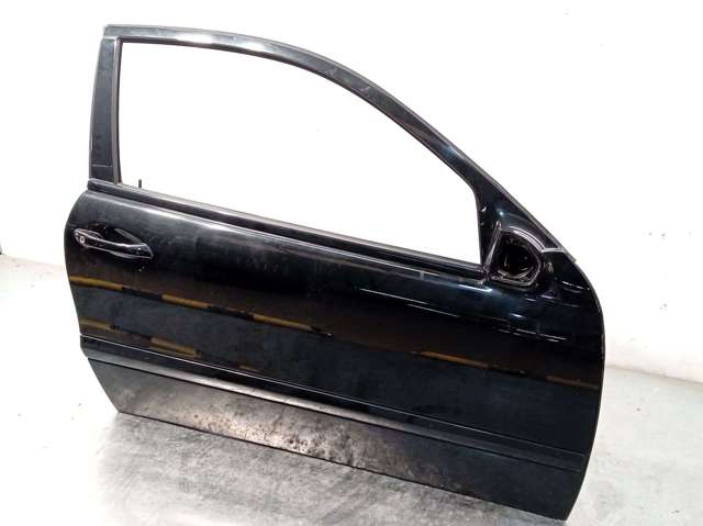 Porta dianteira direita A2037200605 MERCEDES