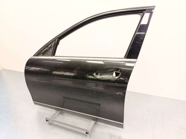 Porta dianteira esquerda A2047205900 MERCEDES