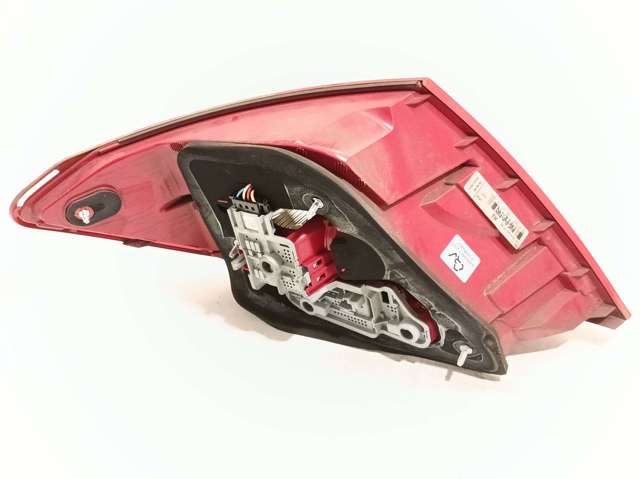Lanterna traseira direita A2048202764 MERCEDES