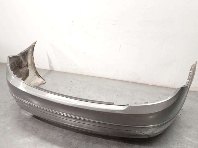 Pára-choque traseiro A2048851025 MERCEDES