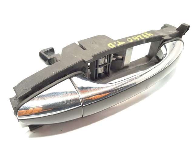 Suporte de maçaneta externa da porta traseira direita A21976002709197 MERCEDES