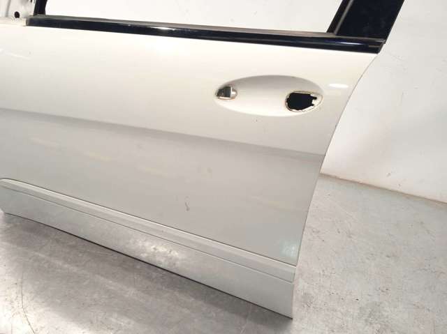 Porta dianteira esquerda A2517200505 MERCEDES