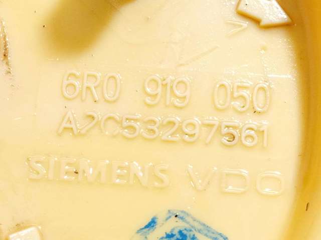 Módulo de bomba de combustível com sensor do nível de combustível A2C53297561 VAG