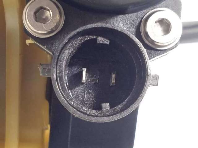 Mecanismo de acionamento de vidro da porta dianteira direita A4157200746 MERCEDES