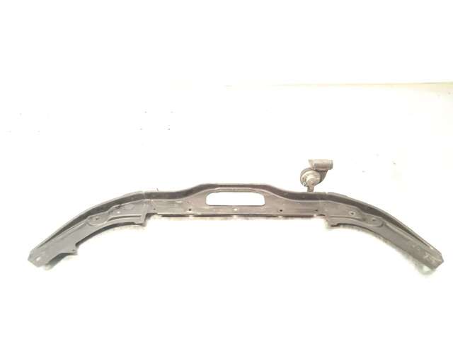 Suporte superior do radiador (painel de montagem de fixação das luzes) B45A53150 MAZDA
