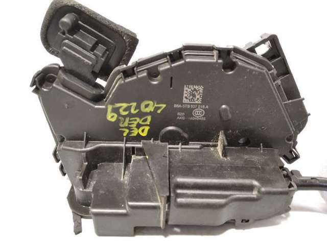 Fecho da porta dianteira direita B6A5TB837016A VAG