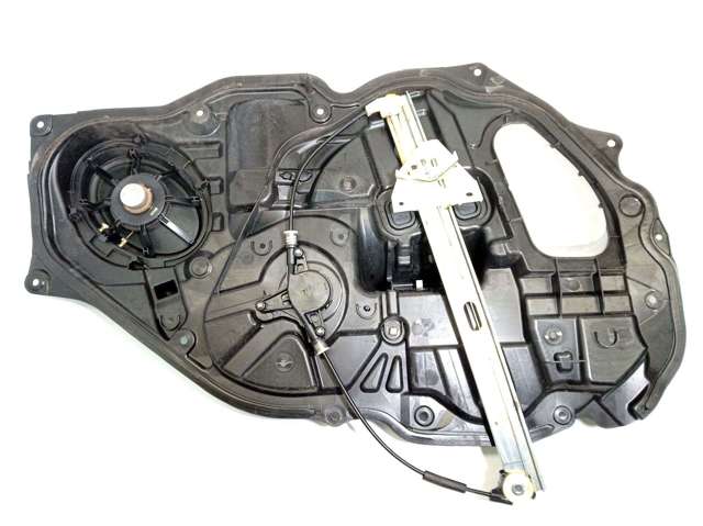 Motor de acionamento de vidro da porta dianteira direita D6515858XB MAZDA