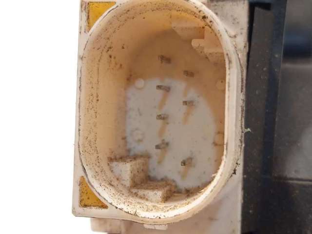 Fecho da porta traseira esquerda FQM500110 LAND ROVER